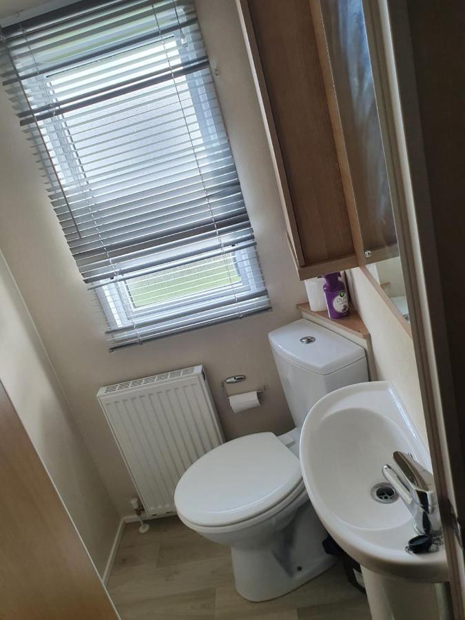 Stunning 3-Bed Caravan In Clacton-On-Sea Luaran gambar
